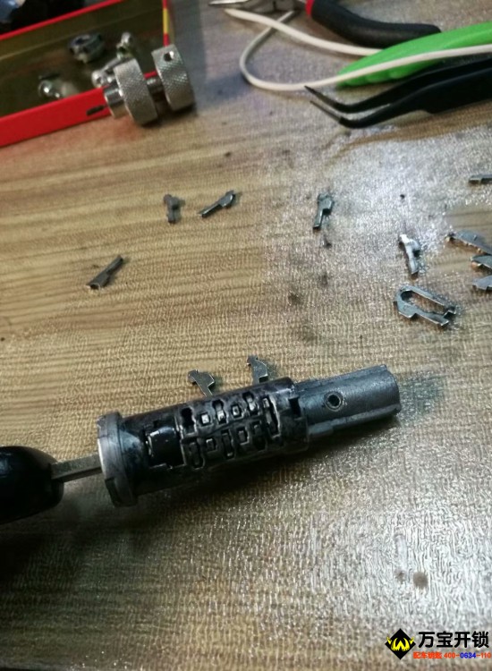 萊蕪本田奧德賽點火發(fā)卡修復 萊蕪本田點火鎖發(fā)卡 萊蕪修復汽車點火鎖