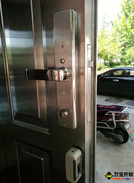 萊蕪大別墅裝指紋鎖，萊蕪防水指紋鎖，萊蕪指紋鎖專賣店6666266